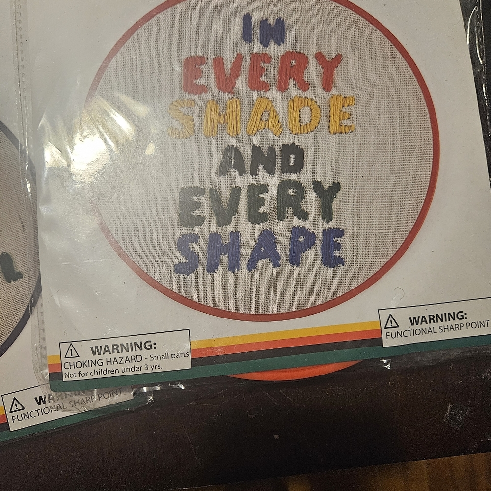 Embroidery kit - Picture 5 of 7